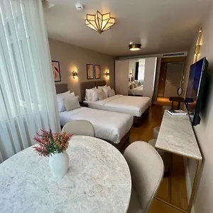 Hotel Weingart, Istambul